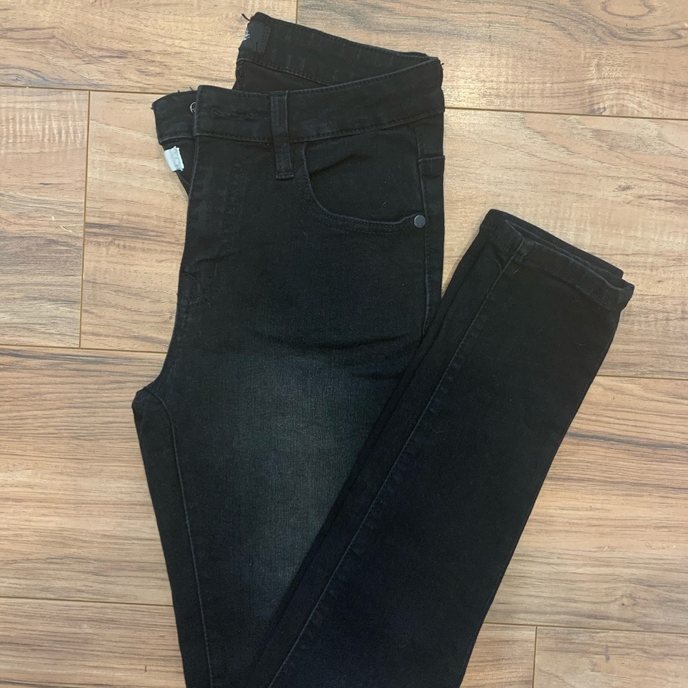 Black skinny jeans stretchy